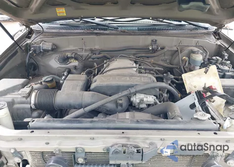 2001 Toyota Tundra Sr5 V8 из США, поврежденный, VIN 5TBBT44101S190920